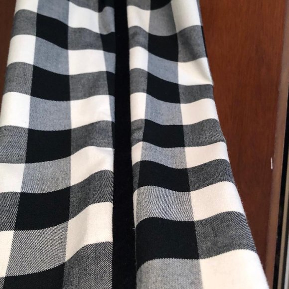 Talbots, Wool blend, black and white plaid trouser, w/ cropped ankle, Sz 4, EUC - Picture 5 of 8